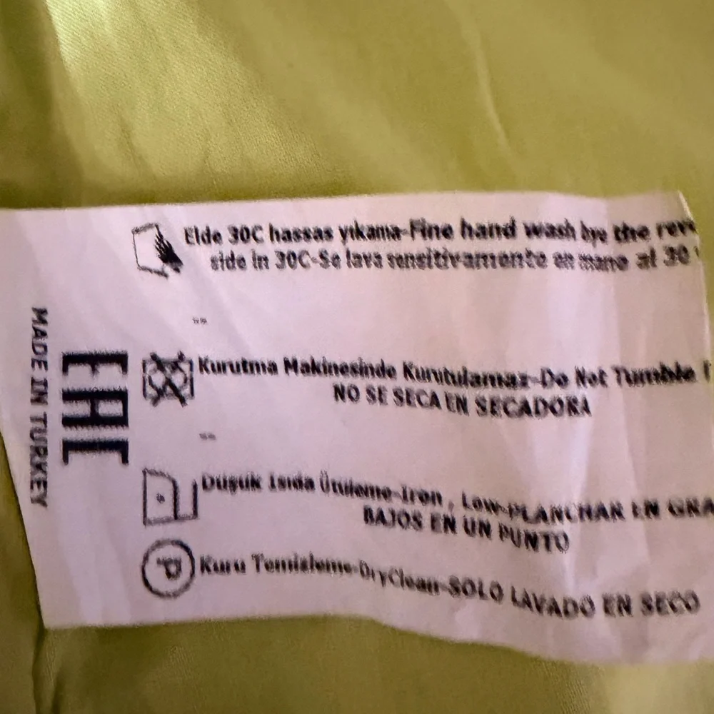 Nocturne | euc size 38 | neon Yellow green Mini Skirt. Retro, see description